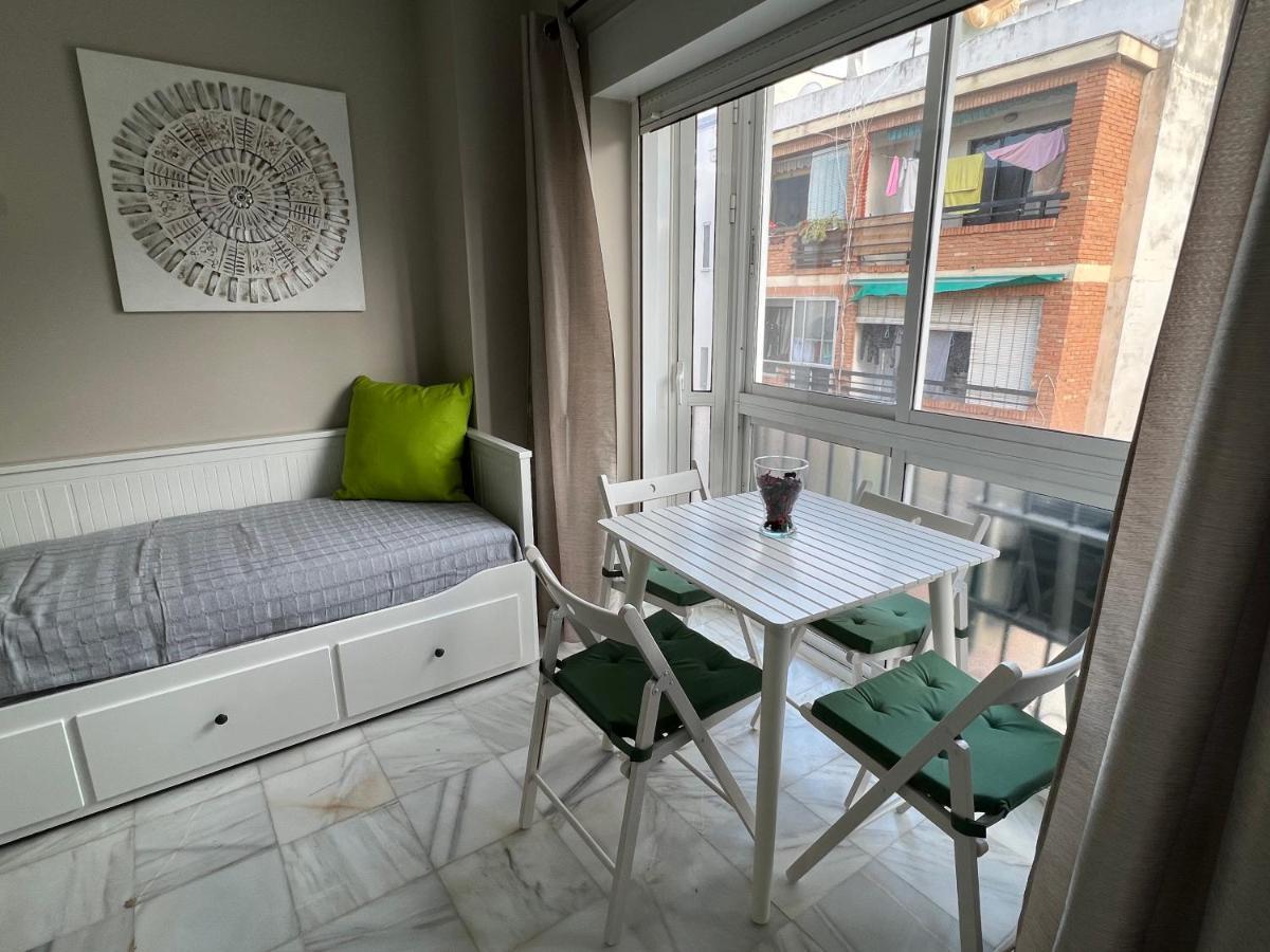 Genuar Apartments Malaga Center 2 エクステリア 写真
